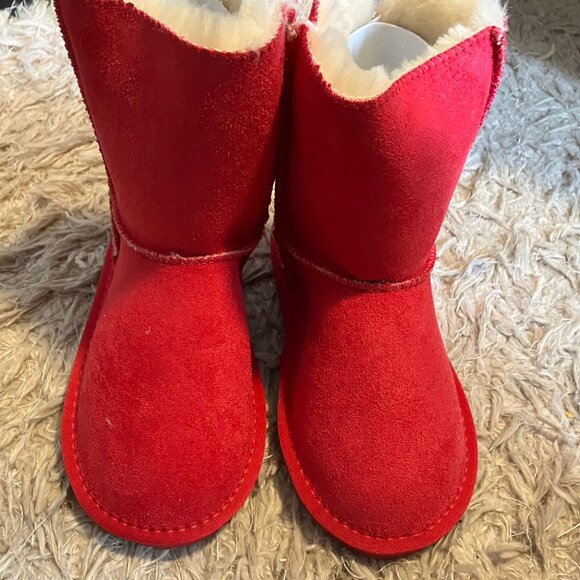 Liv Boots Girl's Hot Pink Fleece Boots Size: Large - Picture 2 of 7